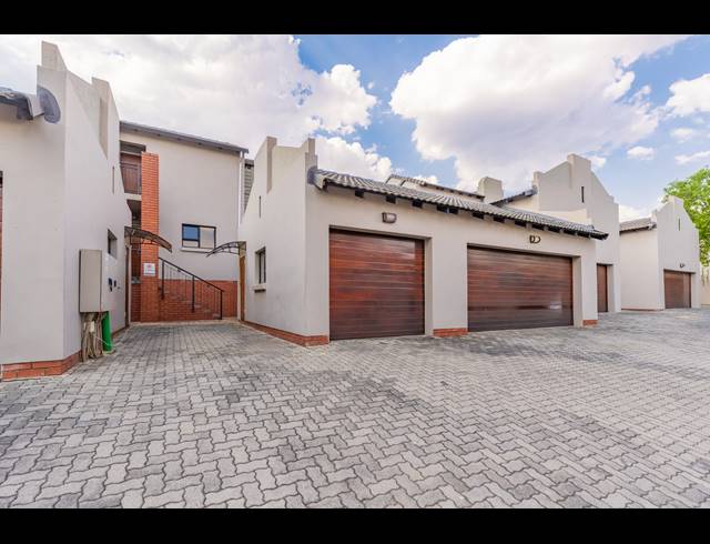 2 BEDROOM APARTMENT FOR SALE IN CRAIGAVON